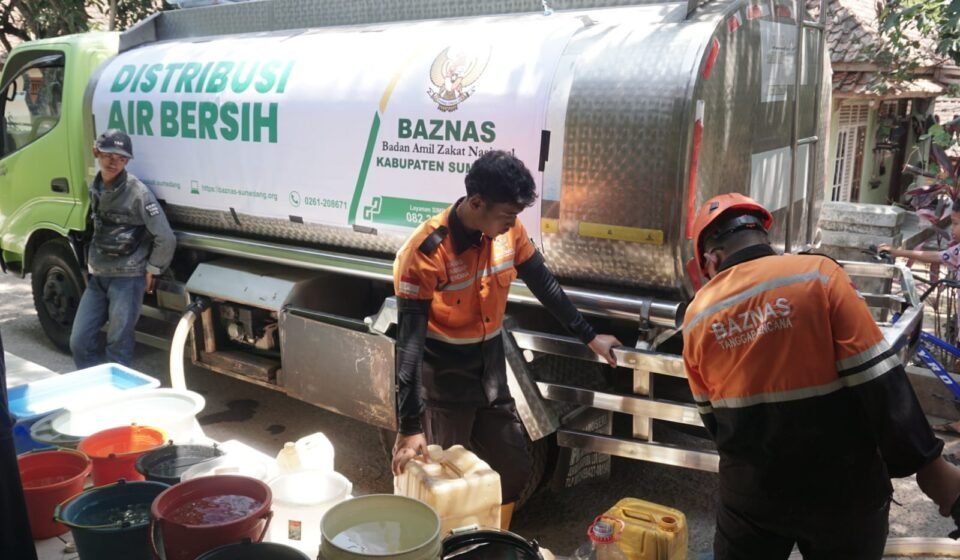 Baznas Sumedang Sumbangkan 12 Ribu Liter Air Bersih